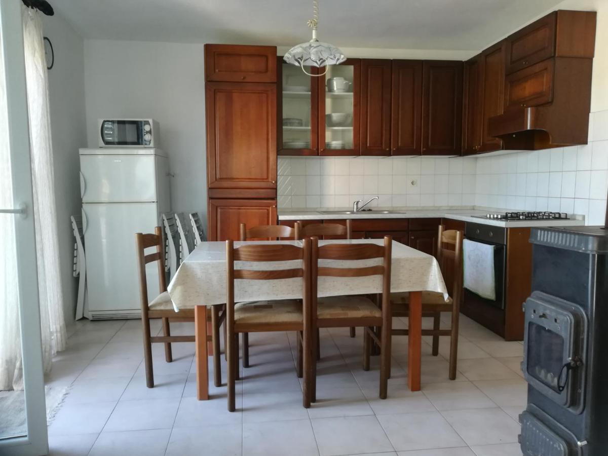 Apartment Porat Ugljan Εξωτερικό φωτογραφία